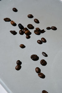 Gri Mermer Doku Siyah Kulplu Sunum Tepsisi