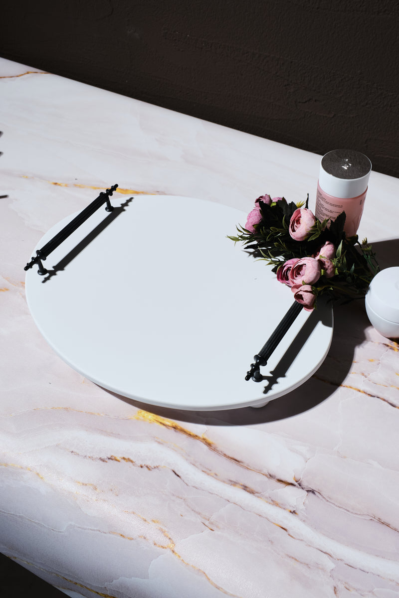 Beyaz Doku Siyah Kulplu Yuvarlak Sunum Tepsisi