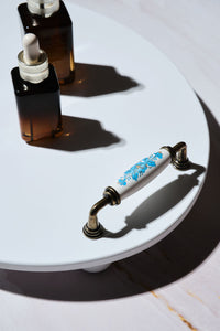 Oval Kesim Desenli Kulplu Sunum Tepsisi